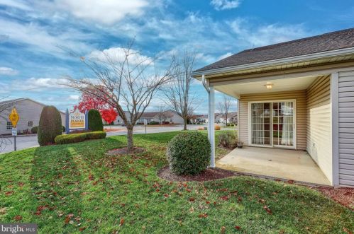 501 Parkview Ln, Hanover, PA 17331-1462