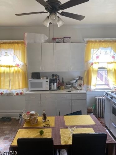 121 Seymour Ave, Newark NJ 07108-1714 exterior