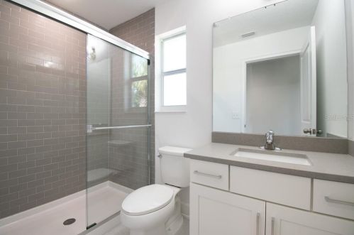 2113 Carmen St, Tampa FL 33606-1202 exterior