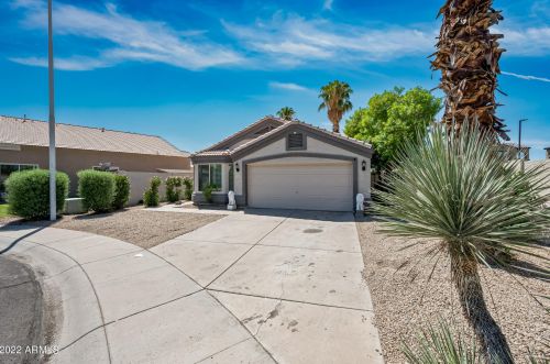 122 Soho Pl, Chandler AZ  85225-5724 exterior