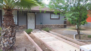 3017 Mackenzie Dr, Phoenix AZ  85017-4124 exterior