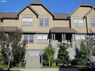 646 Trillium Creek Ter, Portland, OR 97225-7061