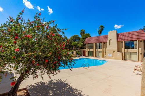 451 Yucca Ct, Tucson AZ  85704-5441 exterior