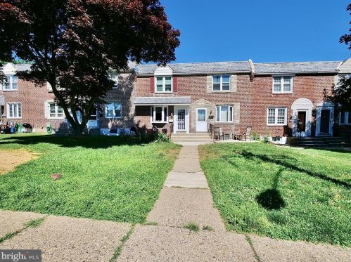 631 Crescent Dr, Manor, PA 19036-1601