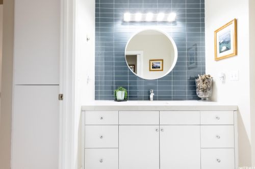 9093 Cyn Gate Cir, Sandy UT 84093-3807 exterior