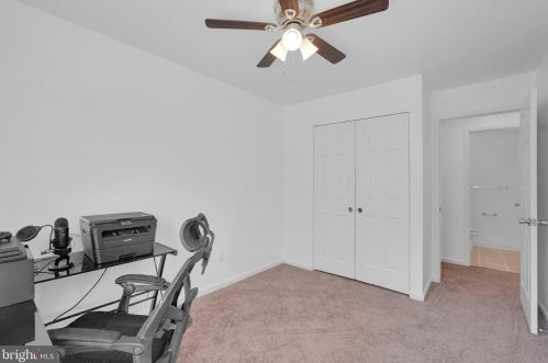 1803 Vly Ter, Washington DC 20032-4628 exterior