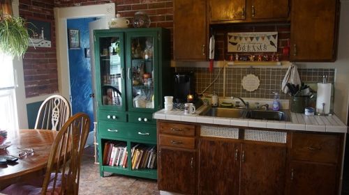 82 Morris St, Springfield MA  01105-2023 exterior