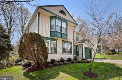 125 Snowy Owl Dr, Silver Spring, MD 20901-1656