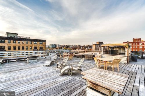 1725 17th St, Washington DC  20020-4781 exterior