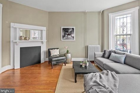 1734 Church St, Washington DC  20036-1302 exterior