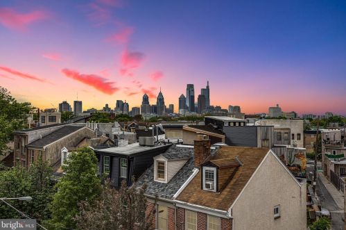 925 Lawrence St, Philadelphia PA 19122-3721 exterior