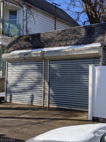 49 Passaic St, Passaic Park NJ 07055-8307 exterior