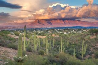 5641 Paseo De Las Estrellas, Tucson, AZ 85745-9570