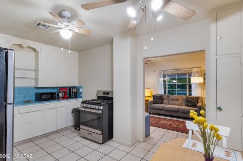 1126 Glenn St, Tucson AZ  85705-4026 exterior