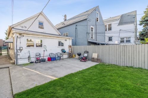 2103 Long Ave, Chicago IL  60639-2913 exterior