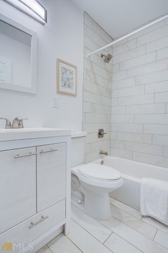 2016 Bader Ave, Atlanta GA 30310-5027 exterior