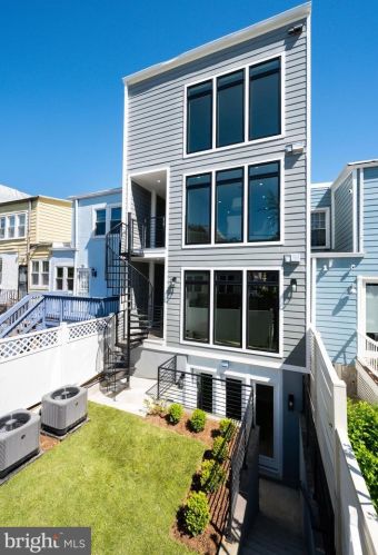 1426 Crittenden St, Washington DC  20011-4339 exterior