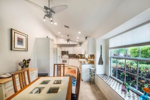 6221 Greenspointe Dr, Boynton Beach FL 33437-4915 exterior