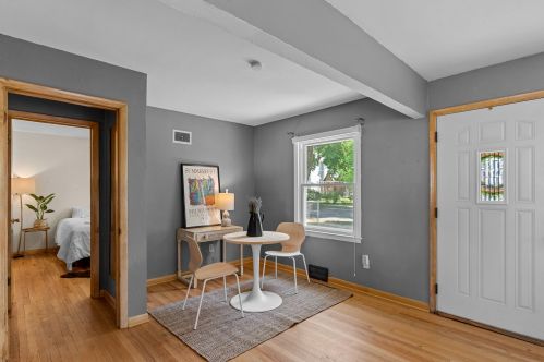 3319 Dayfield Ave, Milwaukee WI 53207-3112 exterior