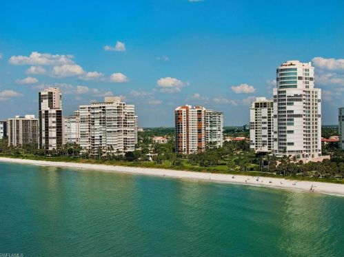 4041 Gulf Shore Blvd, Naples FL 34103-3414 exterior