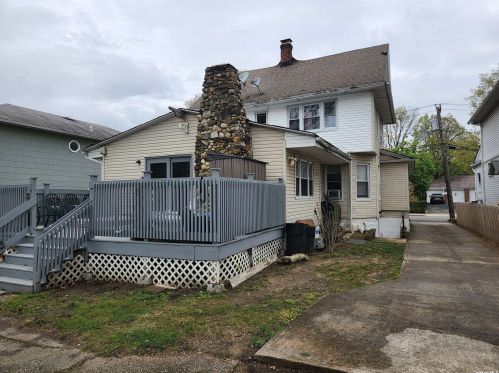 56 Jamaica Ave, Valley Stream NY 11580-6314 exterior