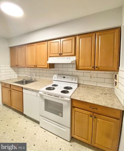 3912 Chaco Rd, Alexandria VA 22312-1029 exterior