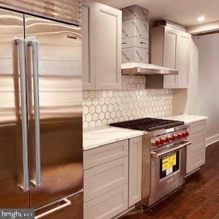 776 Front St, Philadelphia PA 19147-3523 exterior