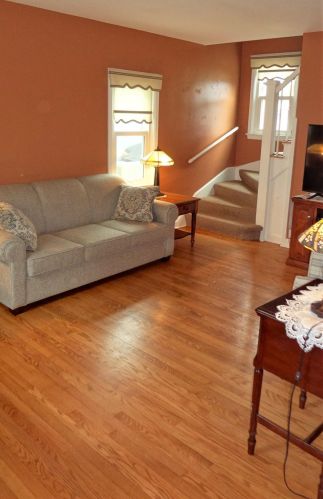 3646 14th St, Milwaukee, WI 53206-2949