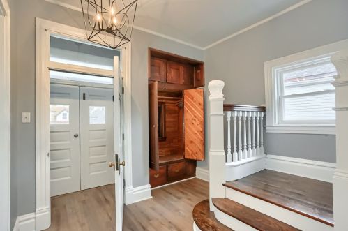 102 Linnview Ave, Pittsburgh PA  15210-3718 exterior