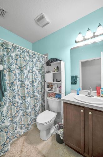 2534 Creekside Dr, Fort Pierce FL  34981-5100 exterior