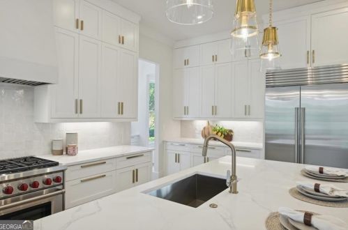 1266 Briardale Ln, Atlanta GA 30306-2624 exterior