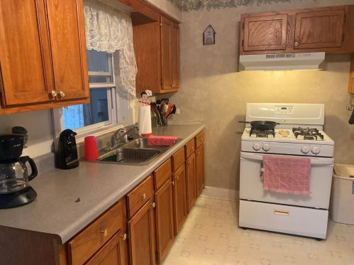 204 Orch St, Spring Bluff MO 63080-2430 exterior