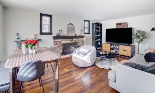 6 Dogwood Ter, Livingston NJ 07039 exterior