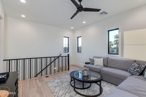 4007 34th St, Phoenix AZ  85040-1820 exterior