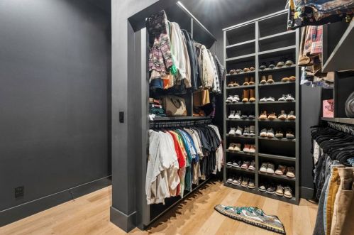 33218 Waltham Xing, Fulshear TX 77441-4205 exterior