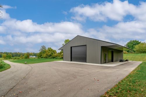 09222 23 1/2 St St, Gobles MI 49055-9253 exterior