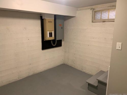 360 Pearl Rd, Torrington CT 06790-3104 exterior