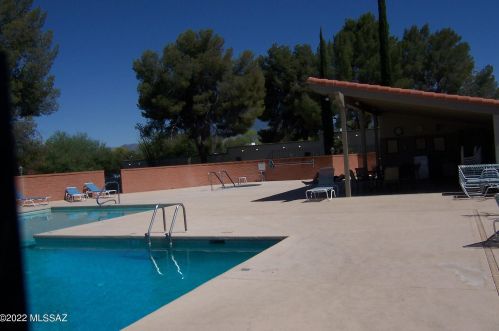 1092 Calle De Ln Temporada, Green Valley AZ 85614-1964 exterior