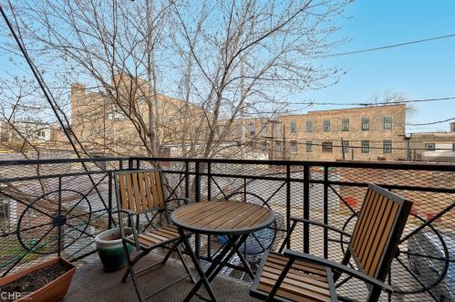 2130 Rice St, Chicago IL  60622-8525 exterior