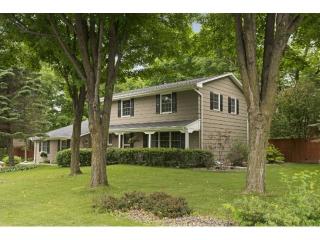 17236 Hampton Ct, Hopkins, MN 55345-2516