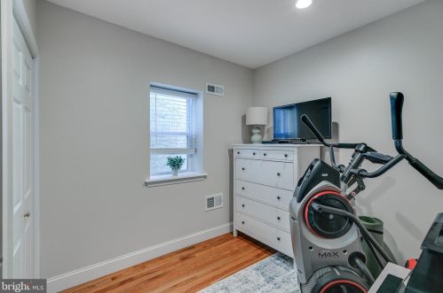 104 Ellsworth St, Philadelphia PA 19147-4606 exterior