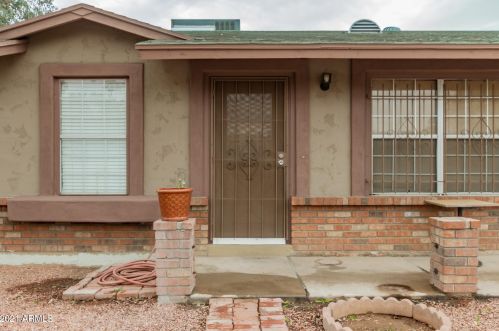 3026 75th Dr, Phoenix, AZ 85033-5438