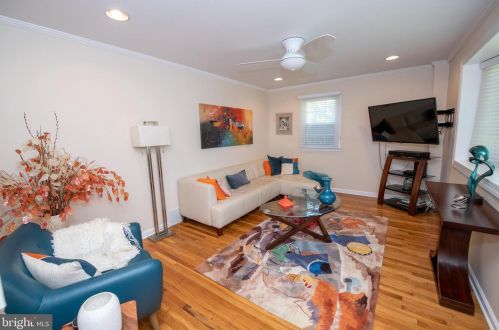 3255 Maple Rd, Huntingdon Valley PA exterior