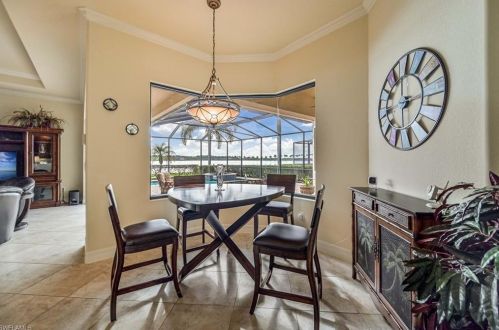 10130 Biscayne Bay Ln, Naples FL 34120-3754 exterior