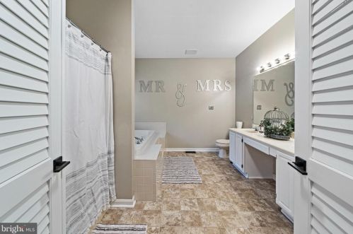 4045 Weeping Willow Ln, Huntingtown MD 20639-4223 exterior