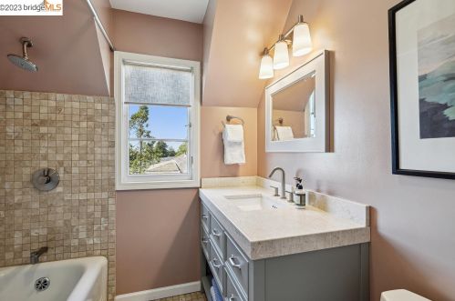 680 Grizzly Peak Blvd, Berkeley CA 94708-1741 exterior