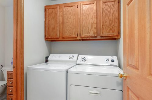 285 Settlers Pass, Cedar Springs MI 49319-8132 exterior