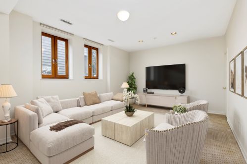 2039 Mohawk St, Chicago IL 60614-4514 exterior