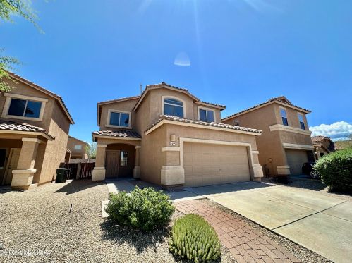 8453 Hunnic Dr, Tucson AZ  85747-5990 exterior