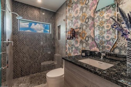 1249 Rordon Ave, Naples FL 34103-4518 exterior